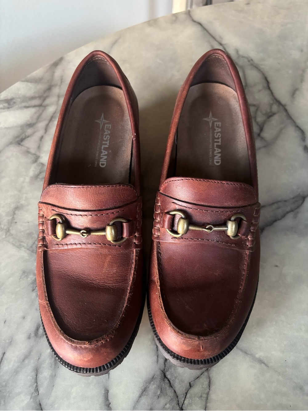 Eastland Women’s Brown/Burgundy Leather Loafers GWEN Size 9 NWOT - Picture 3 of 8